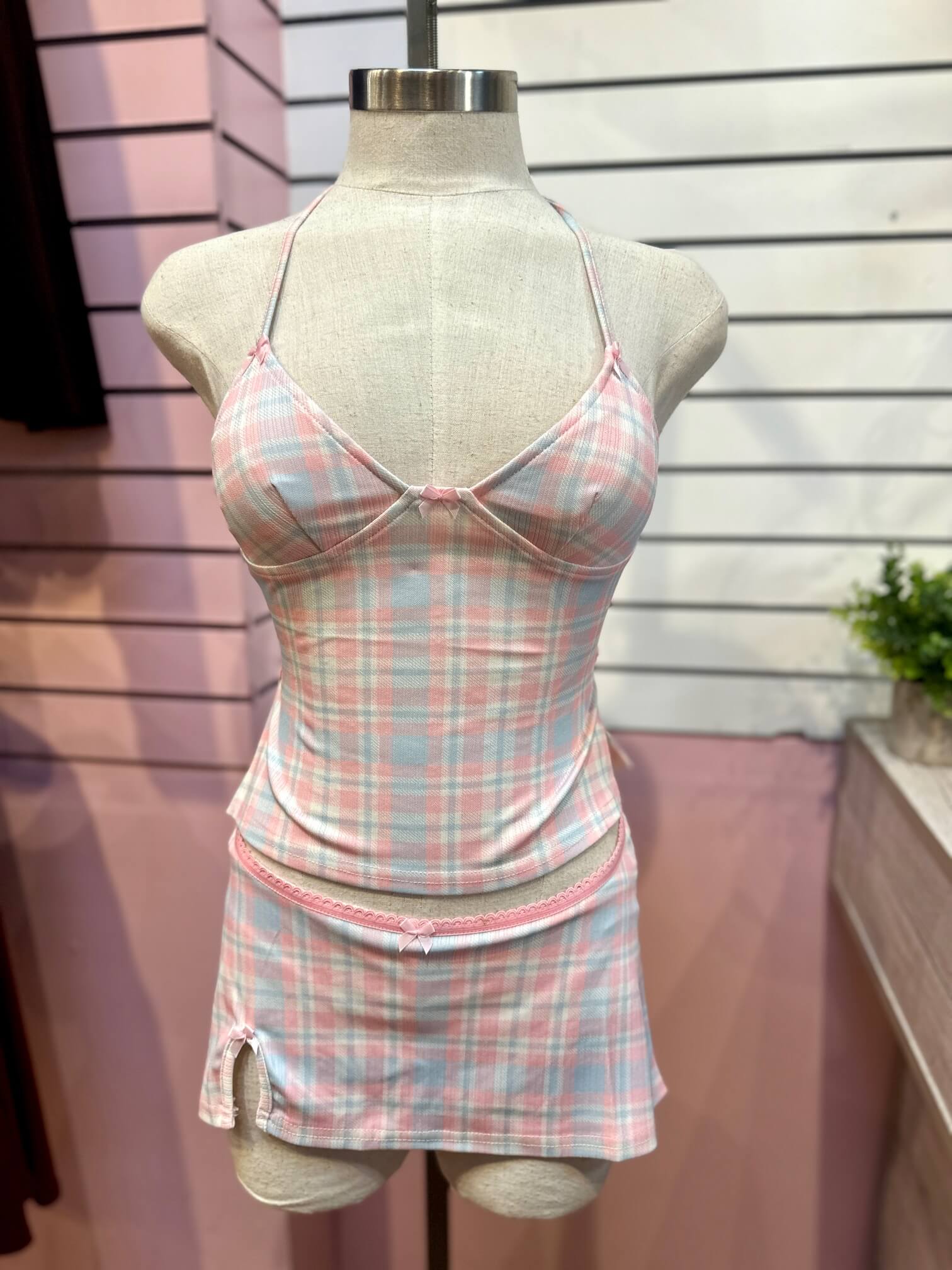 brandy melville green jennifer dress Daphne Button Up Dress Knitting Pattern – Friday Knits main image 1